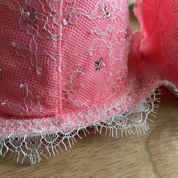 Victoria’s Secret Dream Angels Lined Bra Pink Lace Jeweled Underwire Size 34DD - Picture 5 of 7